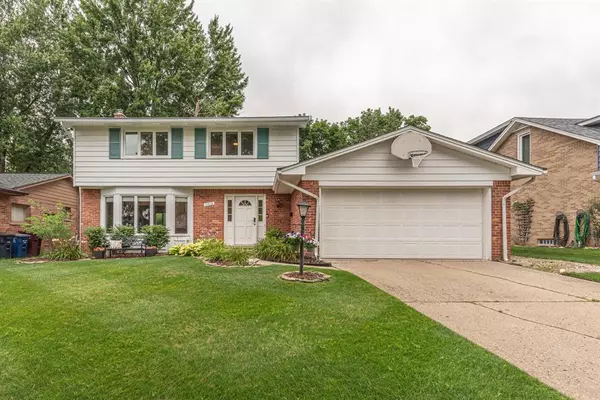 1516 Warwick Court,  Ann Arbor,  MI 48103