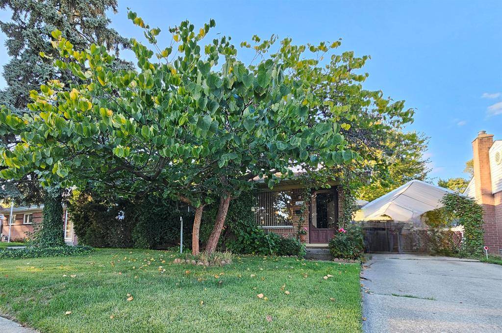 2094 Meyer Court,  Lincoln Park,  MI 48146
