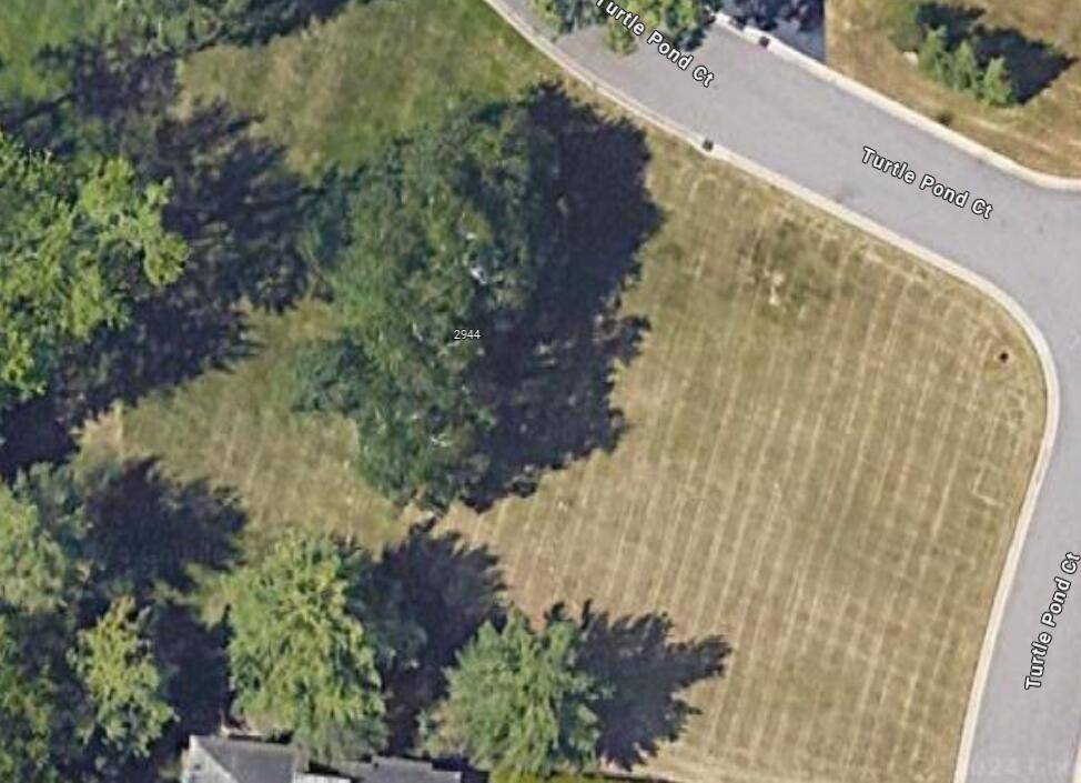 2944 Turtle Pond Court 28, Acme Twp, MI 48302