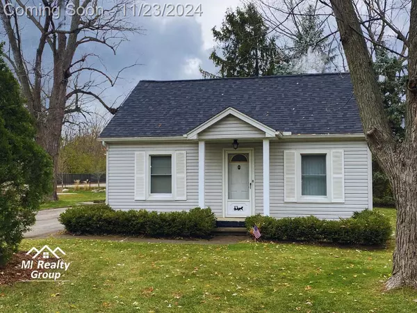 244 Florence Drive, Troy, MI 48098