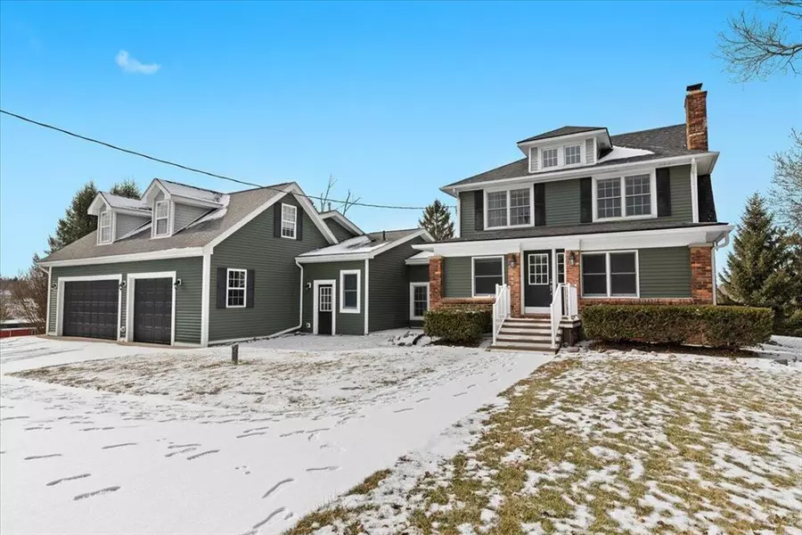 9950 Oak Pointe Lane, Salem Twp, MI 48167