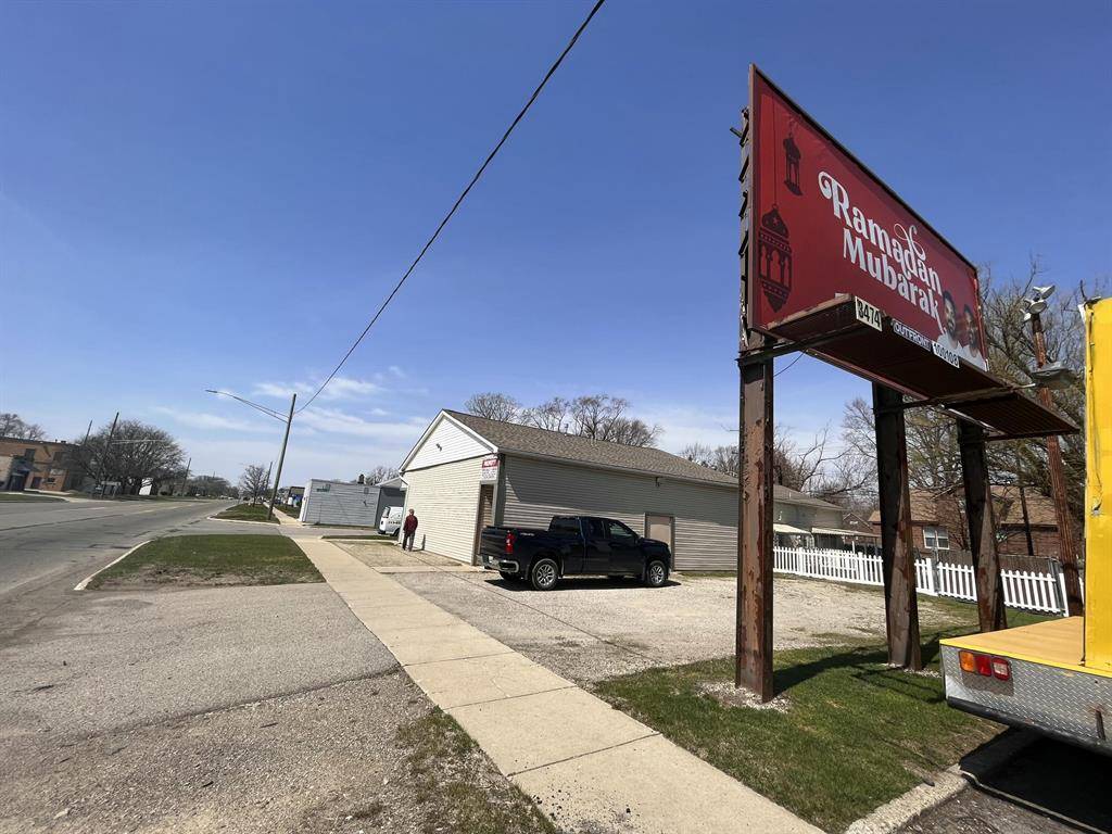 25846 W 7 Mile Road, Redford Twp, MI 48240