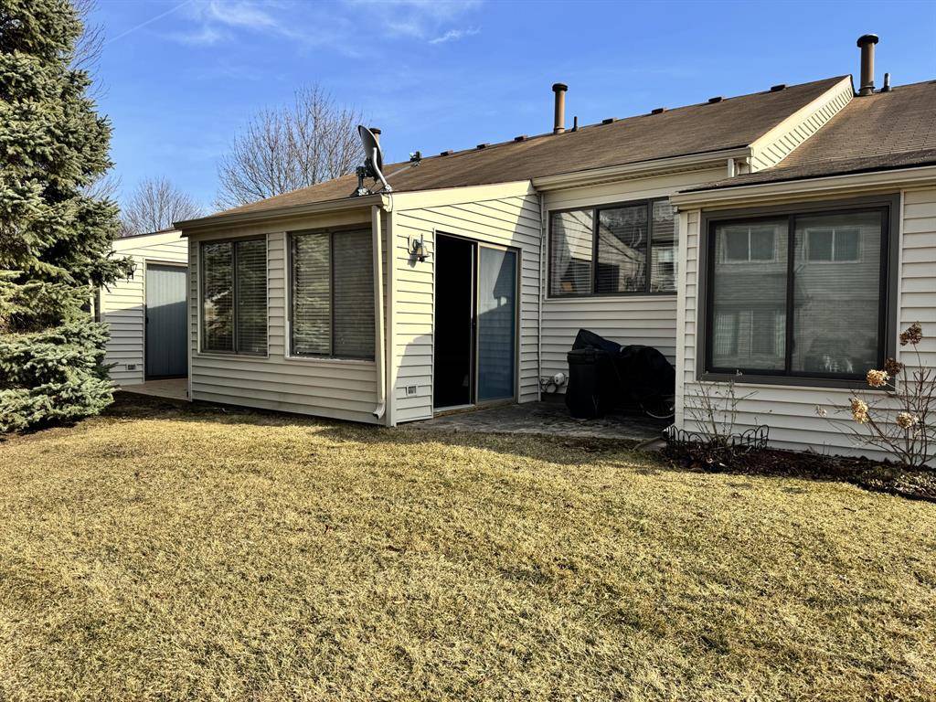 South Lyon, MI 48178,61962 Yorktown 5
