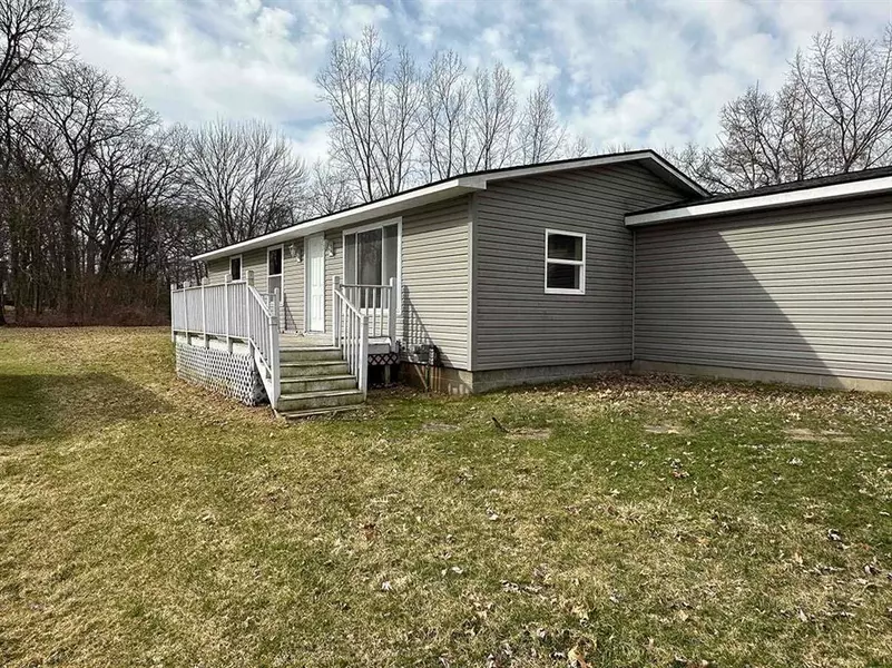 2428 Dean Drive, Highland Twp, MI 48356