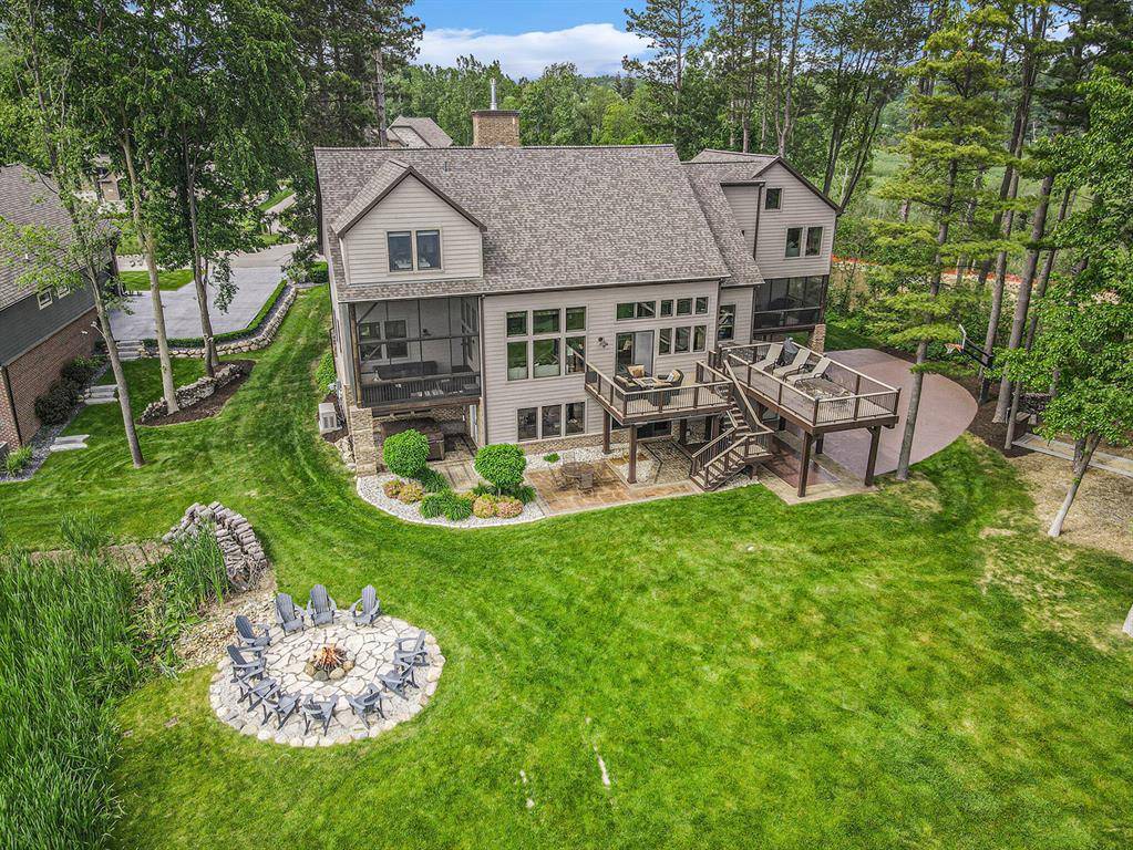 Brighton Twp, MI 48114,9796 Lake Edge Drive