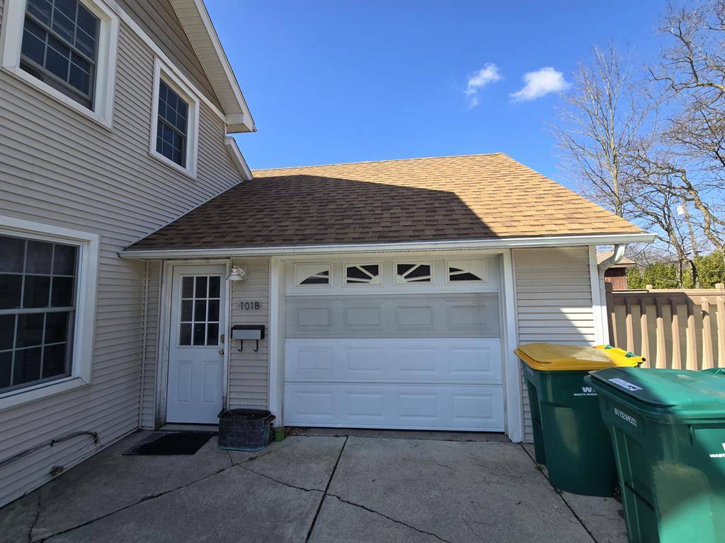 Saline, MI 48176,101 N Lewis Street
