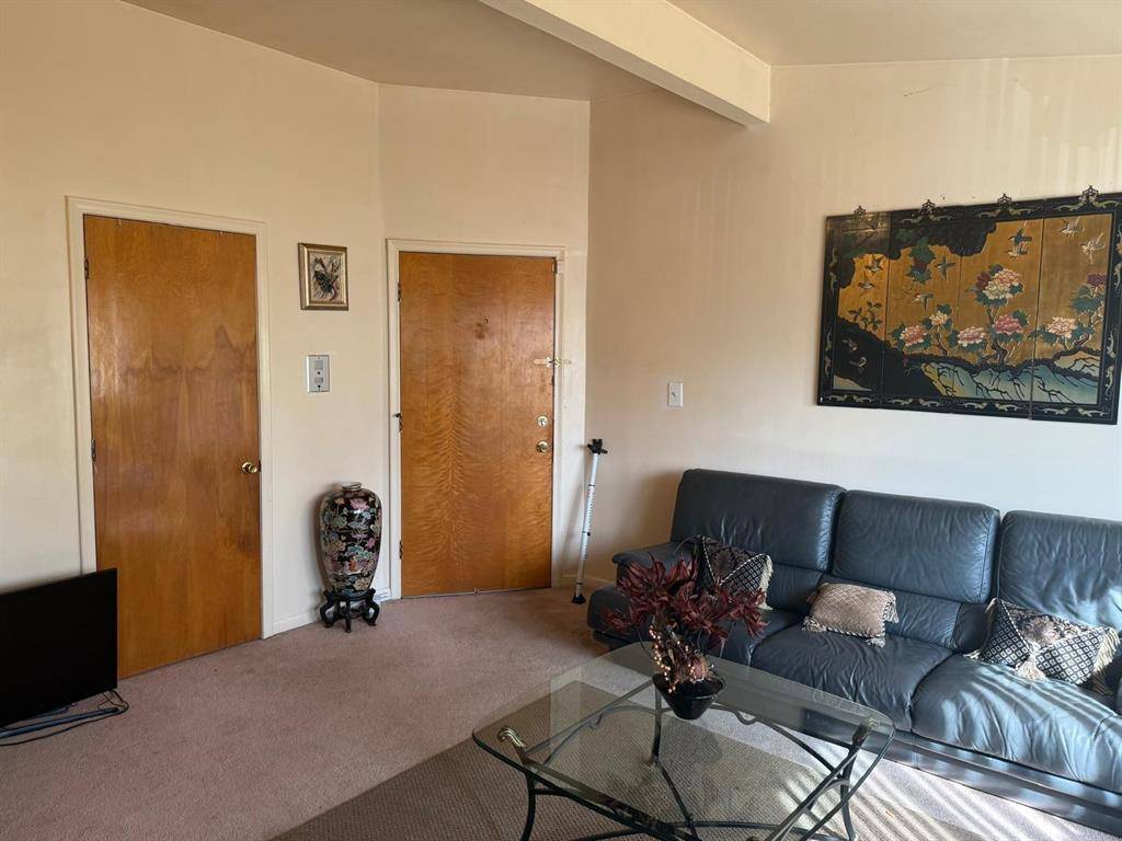 Detroit, MI 48219,17274 Bentler Street 55