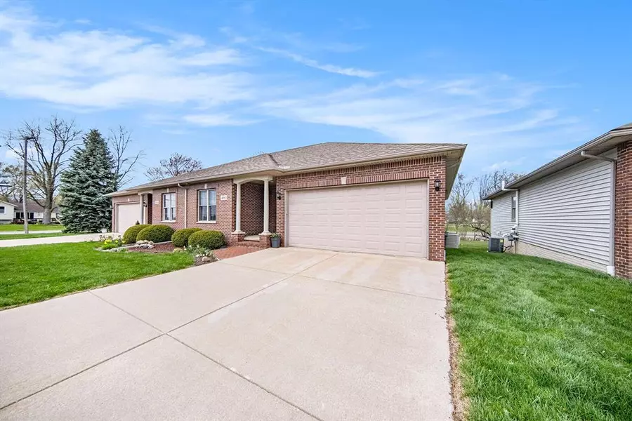 480 Canfield, Milan, MI 48160