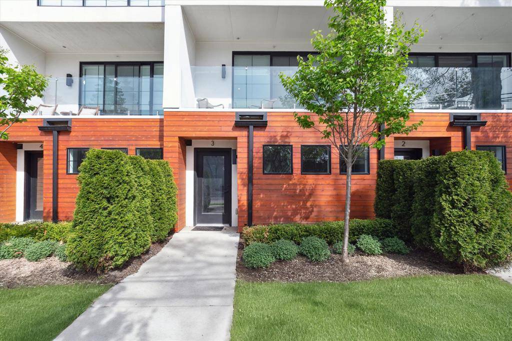 533 E Harrison 3, Royal Oak, MI 48067