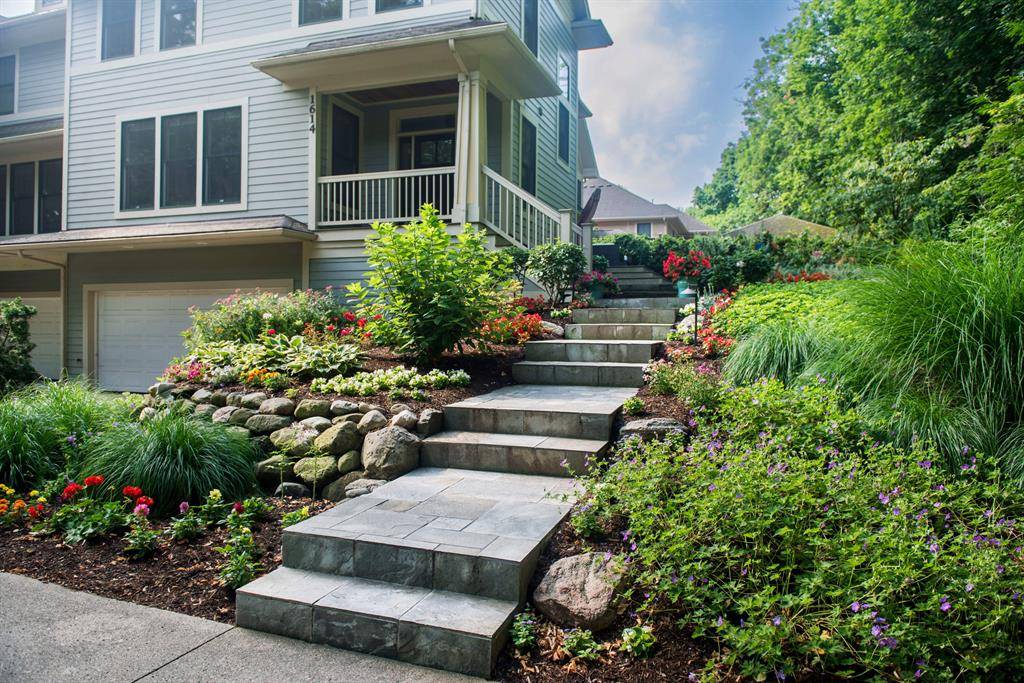 Ann Arbor, MI 48104,1614 Cambridge Road