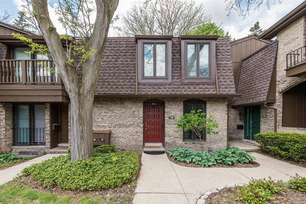706 Greenhills Drive, Ann Arbor, MI 48105