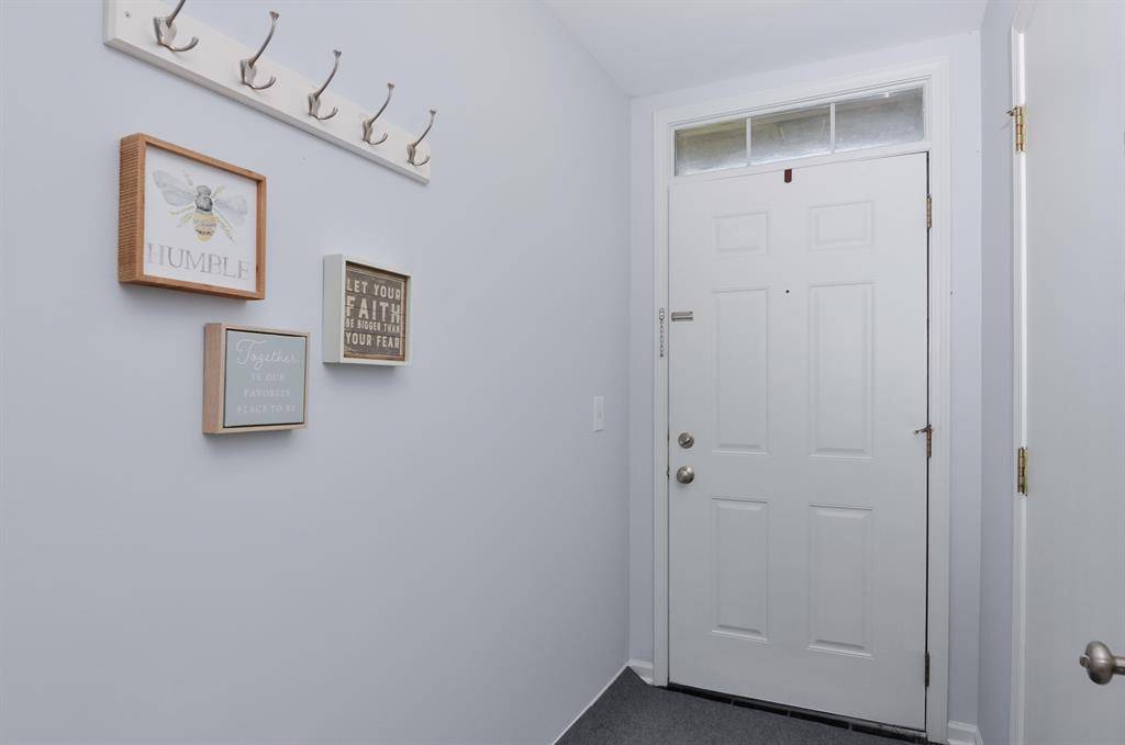 Ann Arbor, MI 48105,2723 Barclay Way Way