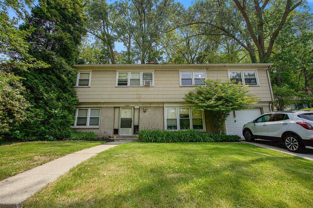 1562 Jones Drive, Ann Arbor, MI 48105