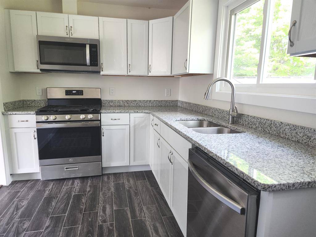 Ypsilanti Twp, MI 48198,1301 Andrea Street