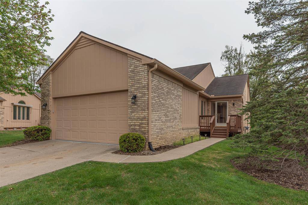 35555 Lone Pine Lane, Farmington Hills, MI 48335