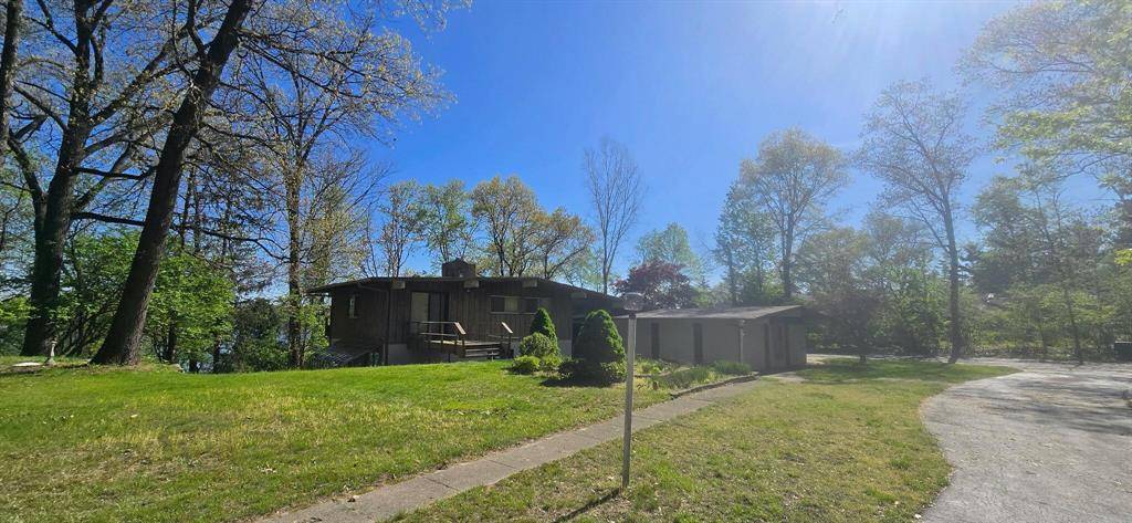 816 Browns Lake Road, Summit Twp, MI 49203