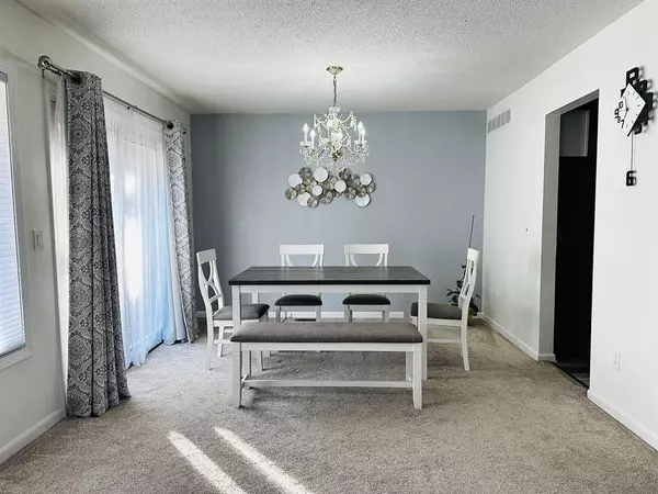 42353 Saratoga Circle, Canton Twp, MI 48187