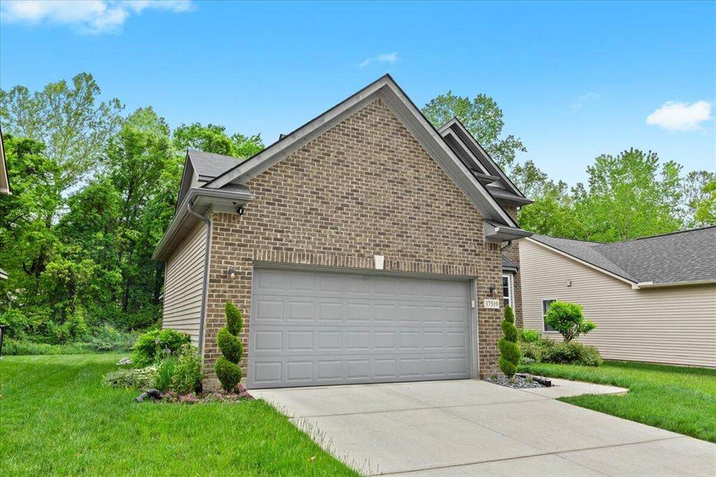Huron Twp, MI 48164,17519 Christina Drive