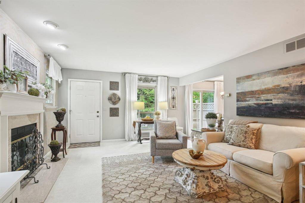 Saline, MI 48176,133 Commons Circle