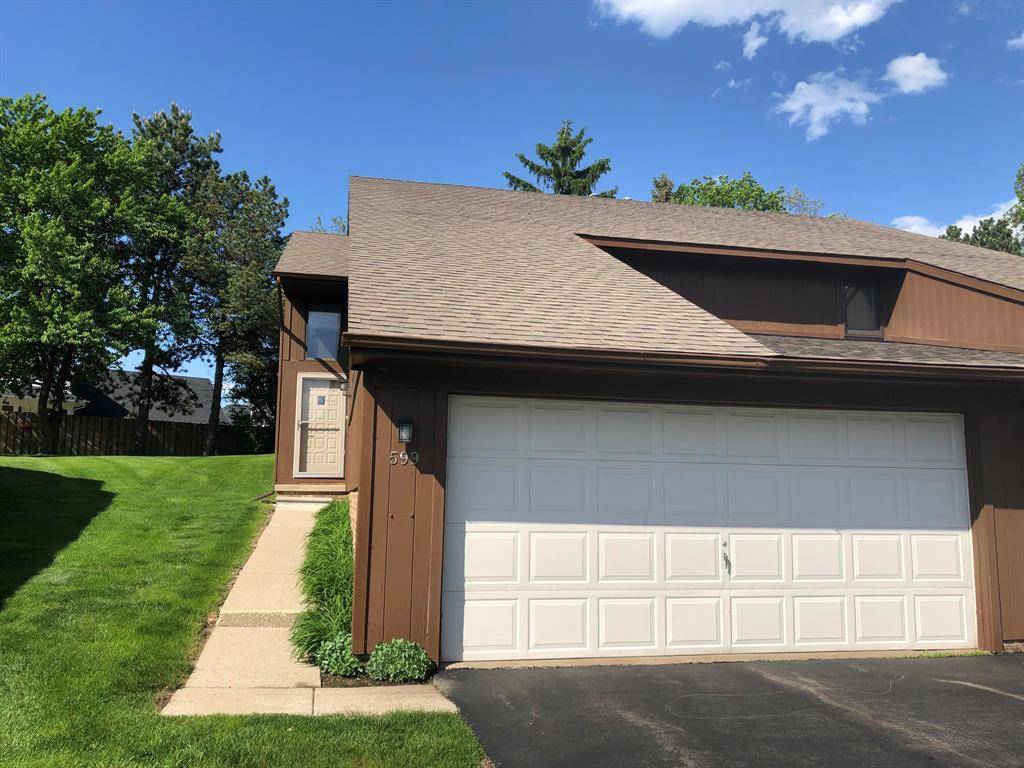 Saline, MI 48176,599 Echo Court