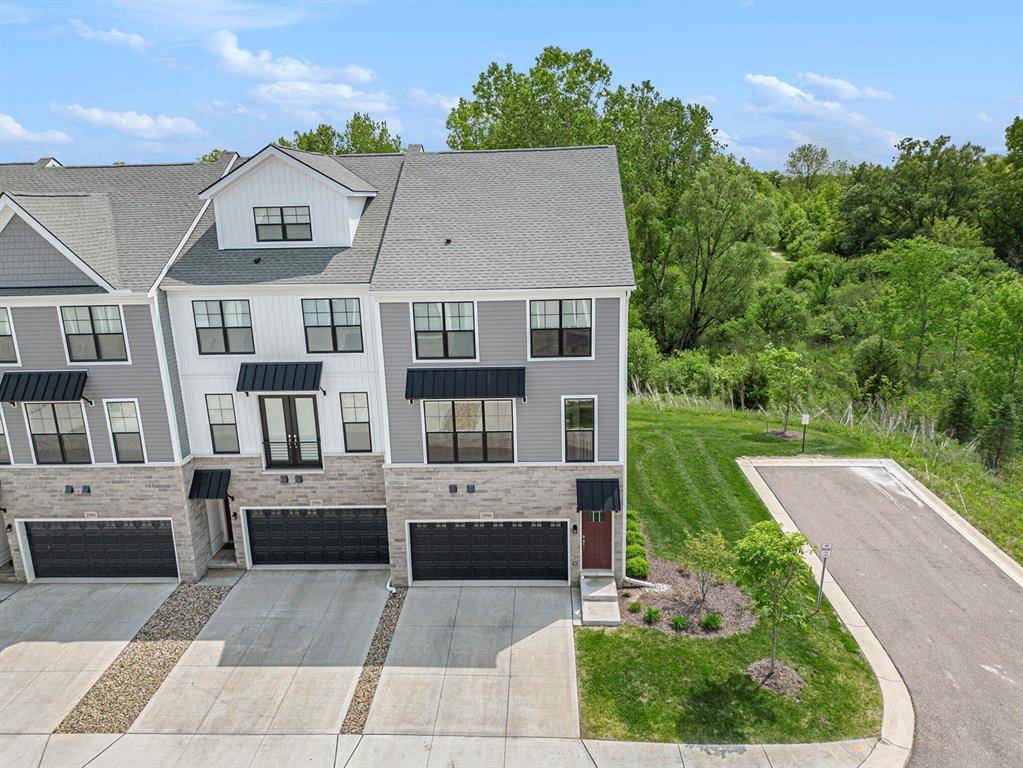 Ann Arbor, MI 48105,2990 Stoke Way