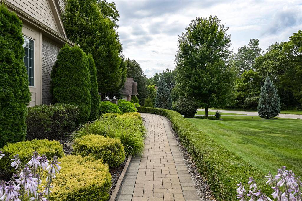 Oakland Twp, MI 48306,71 knorrwood Drive