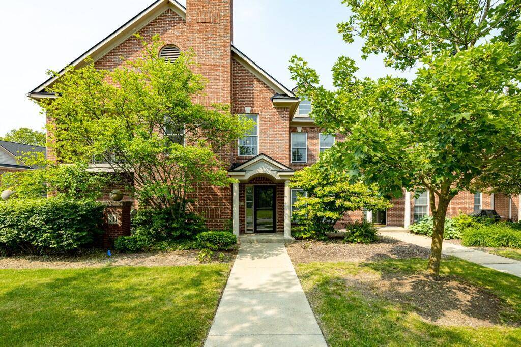 5696 Wellesley Lane, Pittsfield Twp, MI 48197