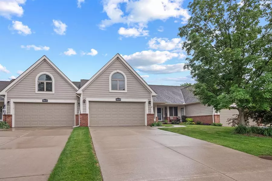 5079 Clintonville Pines Drive, Village Of Clarkston, MI 48346