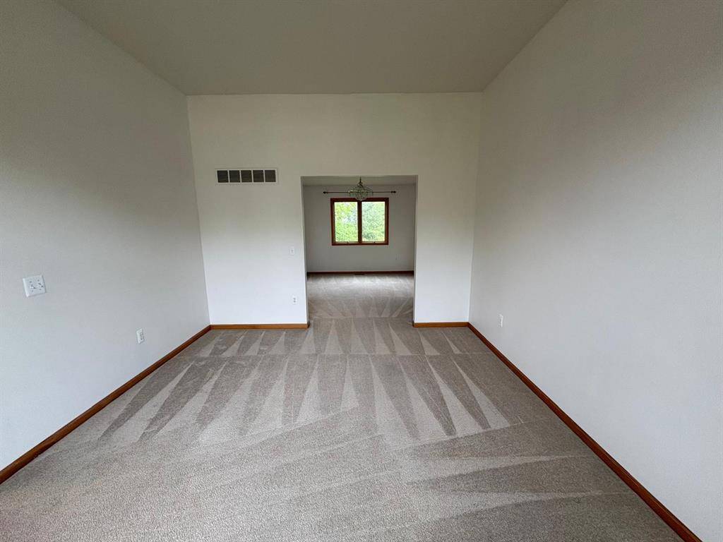 Saline, MI 48176,565 Ironwood Way