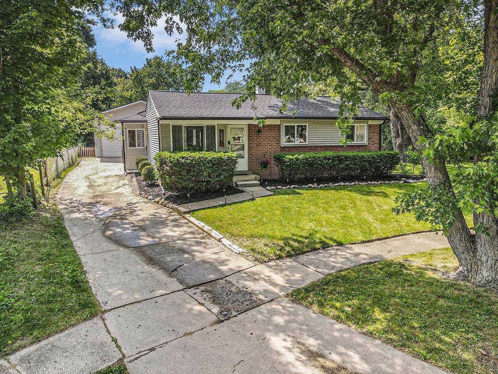 Milford Vlg, MI 48381,1025 Queen Court