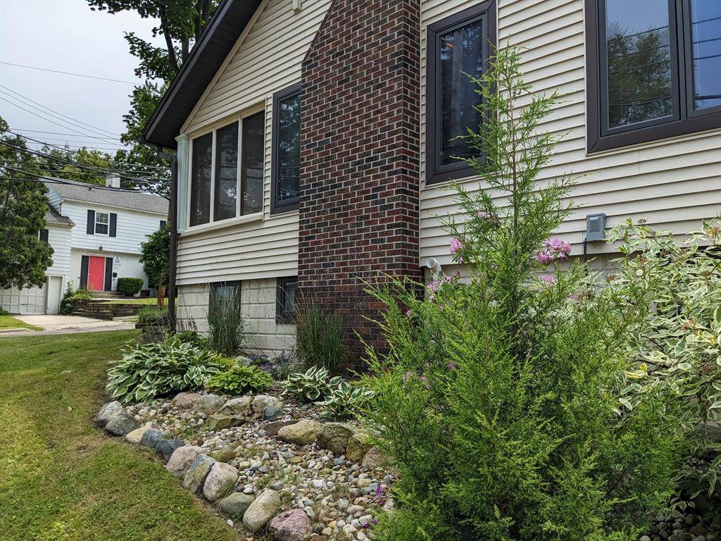 East Lansing, MI 48823,539 Sunset Lane