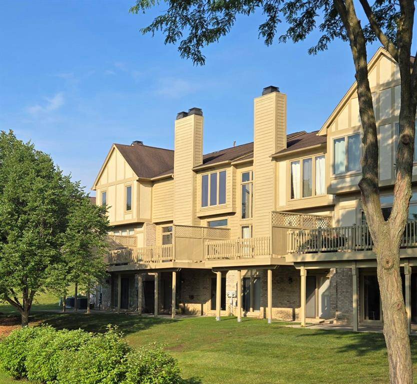 2782 Maitland Drive, Ann Arbor, MI 48105