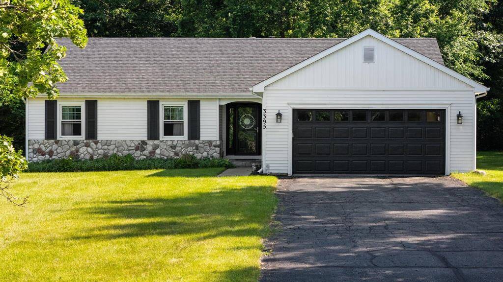 3395 Simsbury Drive, Hamburg Twp, MI 48169