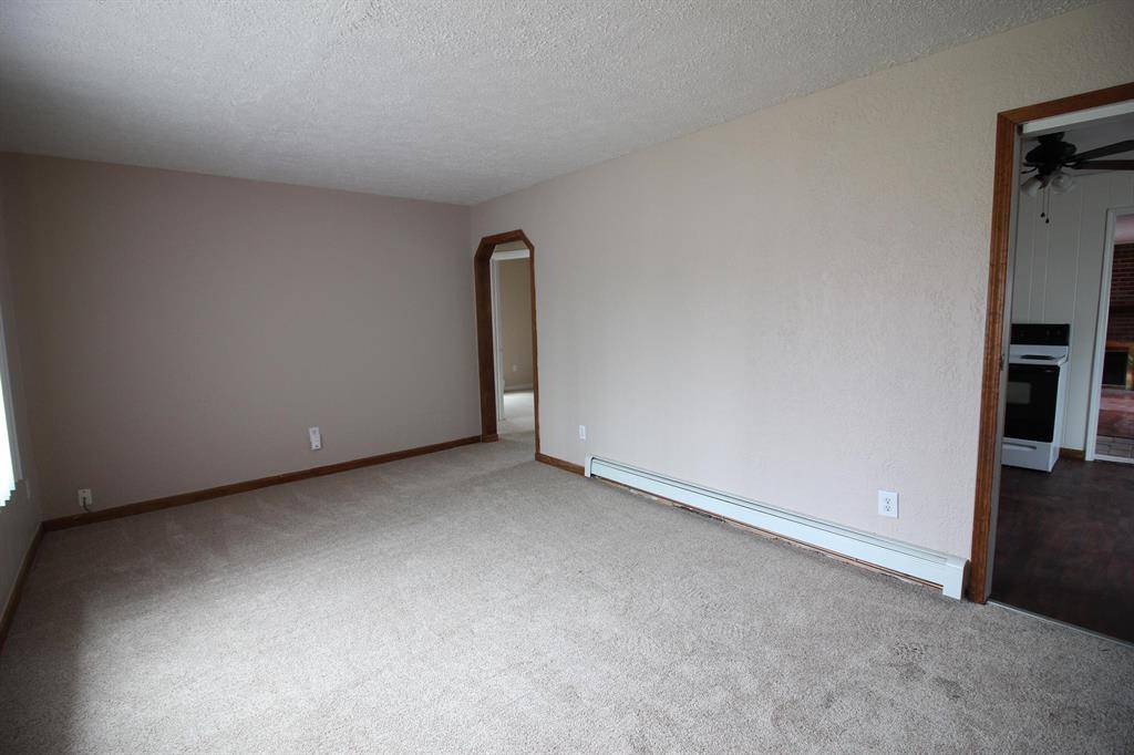 Eastpointe, MI 48021,22779 Almond Avenue
