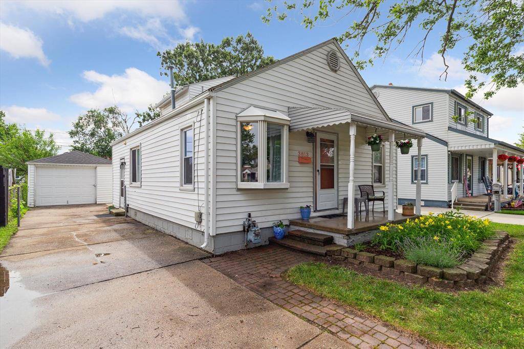 Wyandotte, MI 48192,3813 19th Street