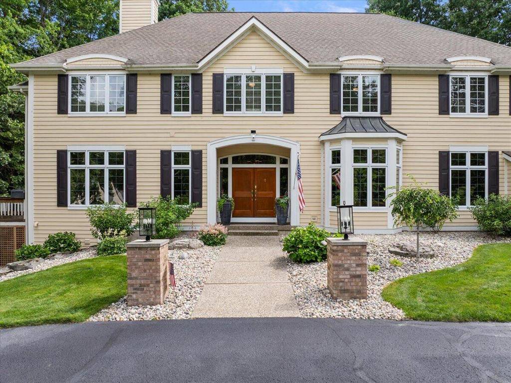 4608 Old Grand River Trail NE, Grand Rapids Twp, MI 49301
