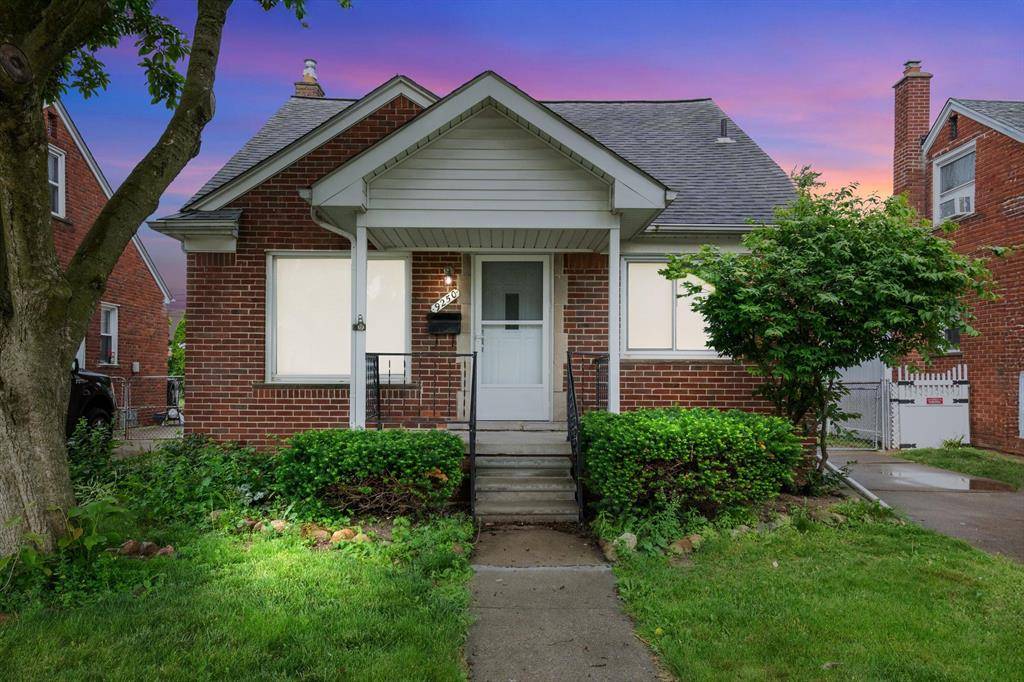9250 Rosedale Boulevard, Allen Park, MI 48101
