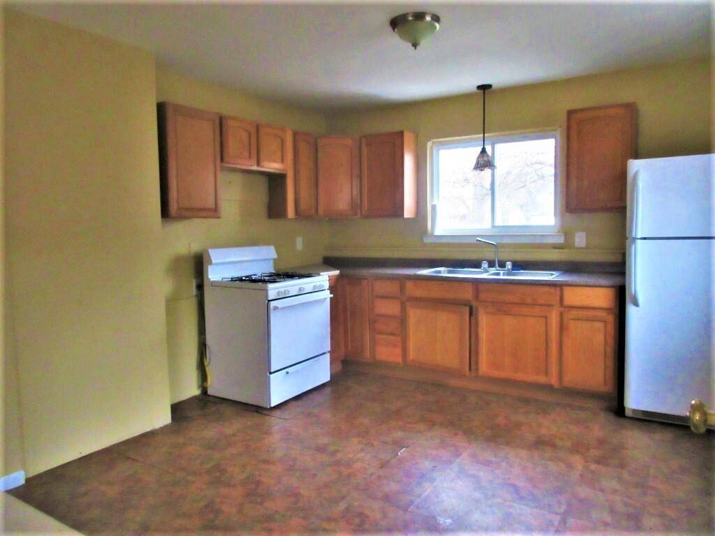 Dearborn Heights, MI 48125,4170 Weddell Street