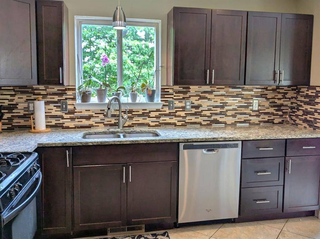 Ypsilanti Twp, MI 48197,6766 Poplar Drive