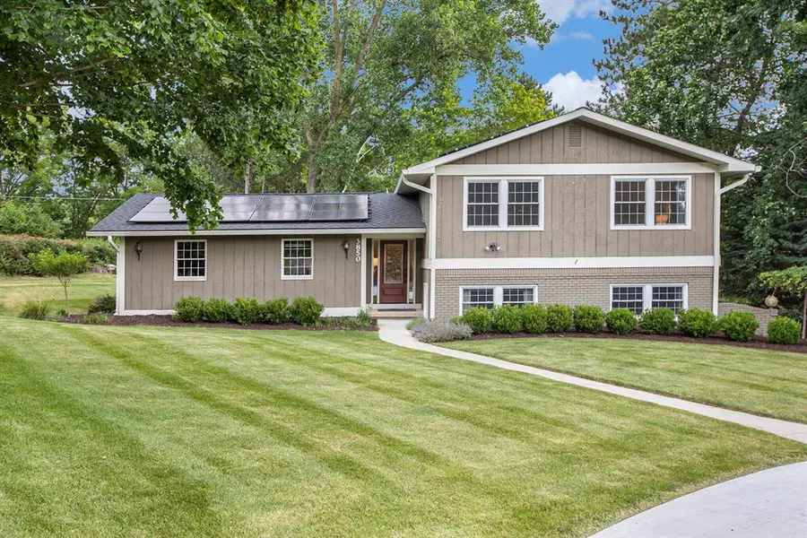 3850 W Loch Alpine Drive, Scio Twp, MI 48103