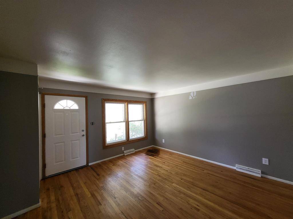 Taylor, MI 48180,6163 Glenis Street