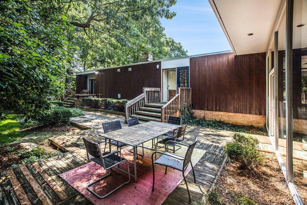 Ann Arbor, MI 48104,2427 Londonderry Road