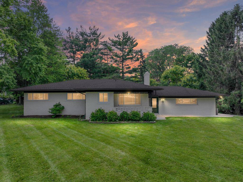 1887 Ansal Drive, Rochester Hills, MI 48309
