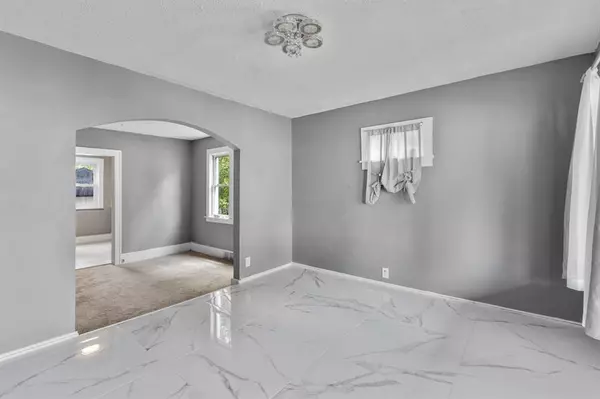 Highland Park, MI 48203,20172 Russell