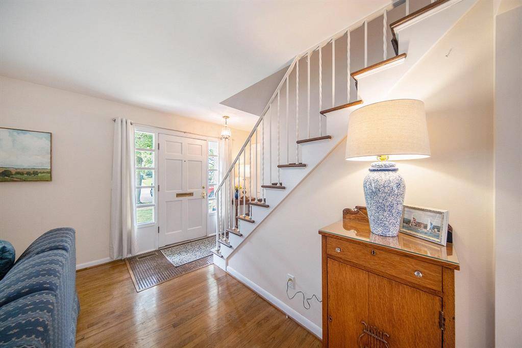 Ann Arbor, MI 48103,1507 Dicken Drive