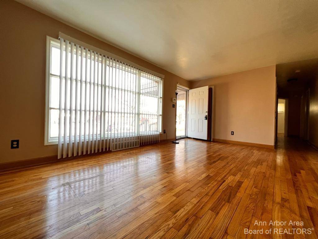 Ypsilanti Twp, MI 48198,1958 Mary Catherine Street