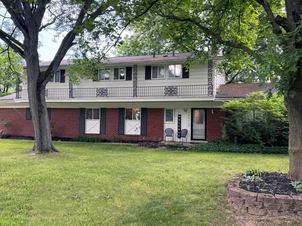 Farmington Hills, MI 48334,29011 Glenarden Street