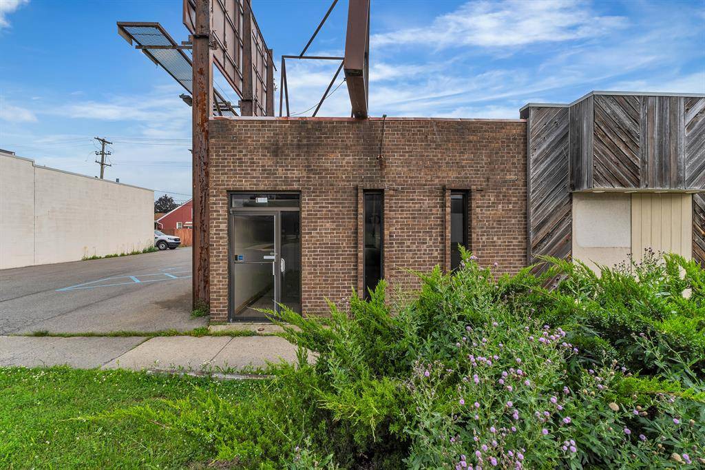 Wyandotte, MI 48192,1522 Ford Avenue