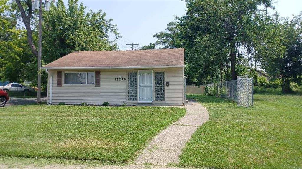 11758 Hartwell Street, Detroit, MI 48227
