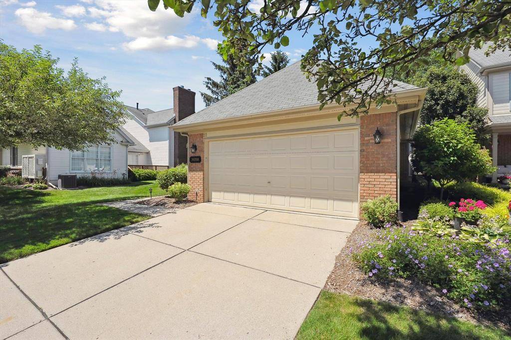 Northville Twp, MI 48168,39788 Village Run Drive